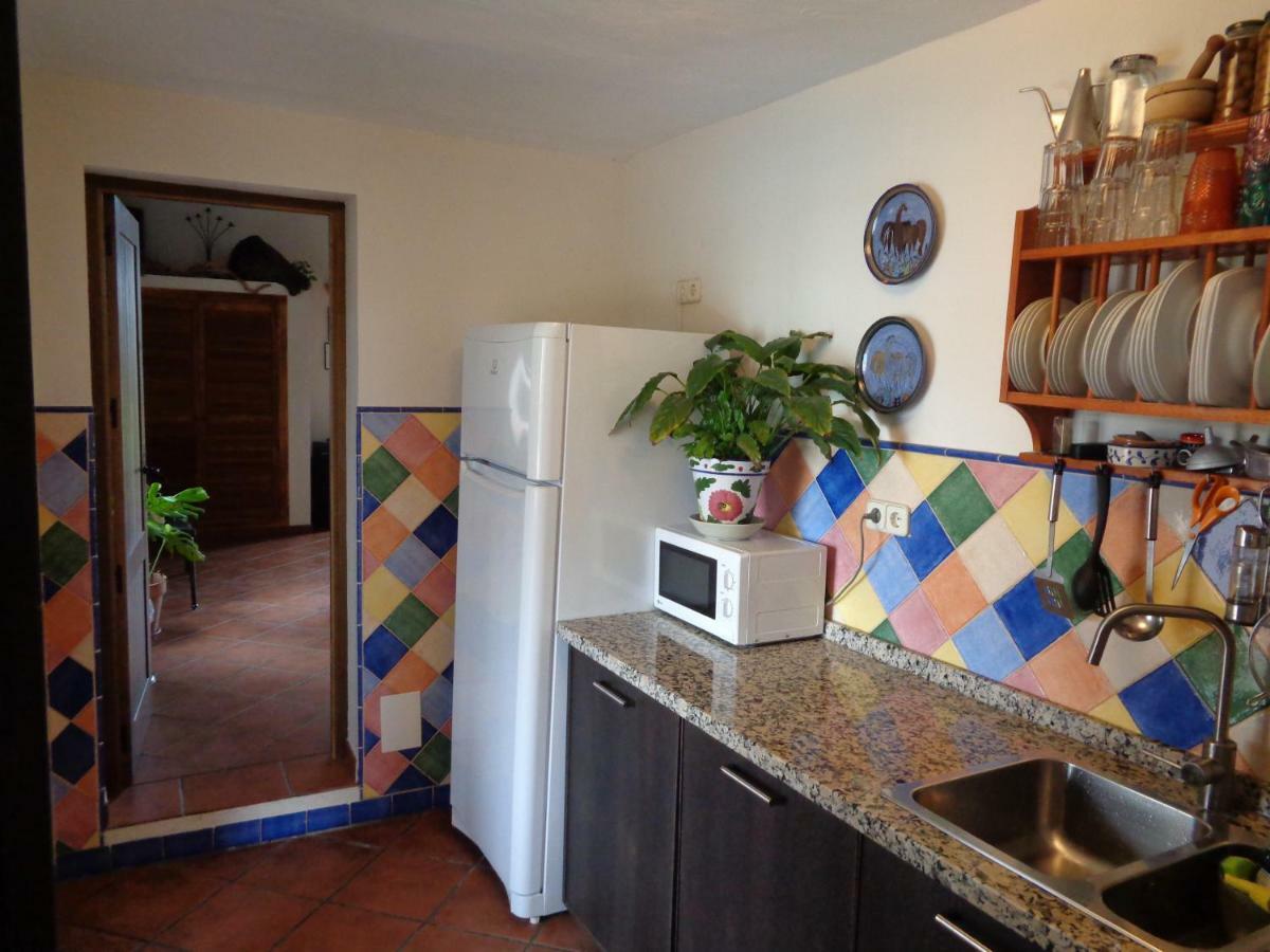 Casa Los Jinetes การ์โมนา ภายนอก รูปภาพ