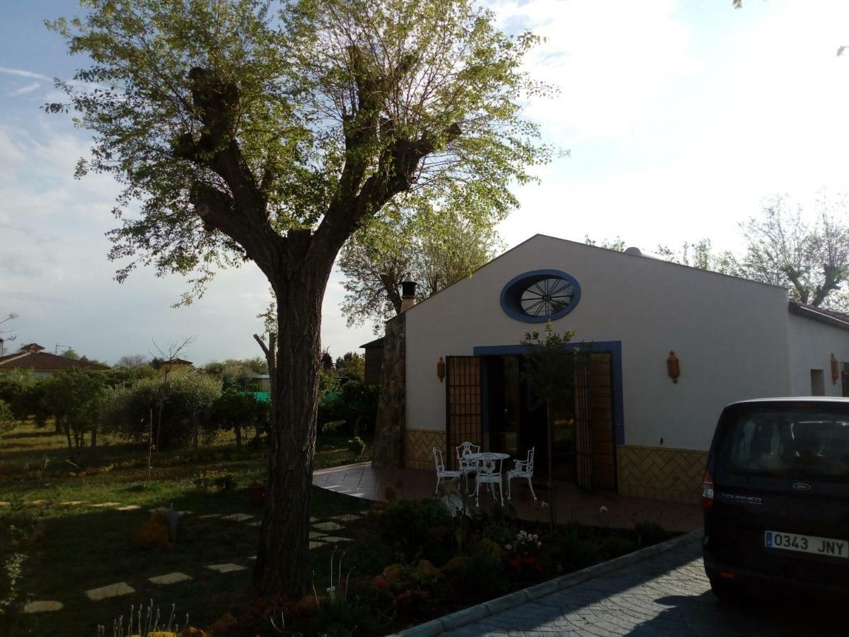 Casa Los Jinetes การ์โมนา ภายนอก รูปภาพ